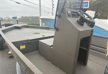 2026 Alweld 1760 Console Boat